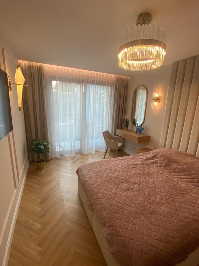 Eternity Luxury Dolny